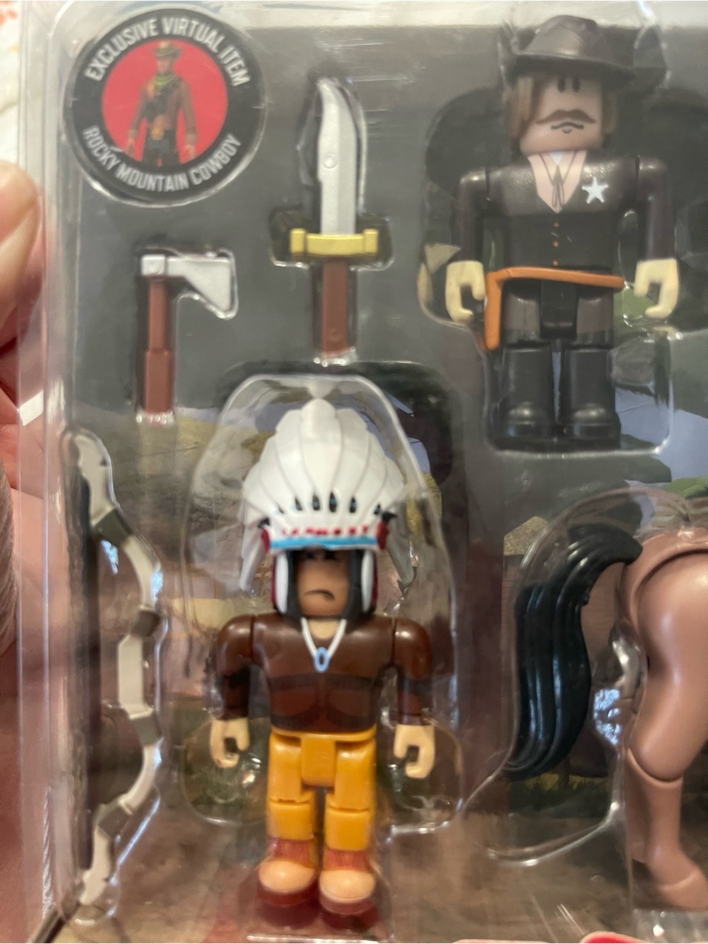 Roblox The Wild West 13-Piece Figure Pack NIB Includes Exclusive Virtual Code - Picture 5 of 6